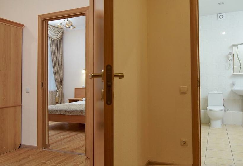 هتل Sanatoriy Rodnik