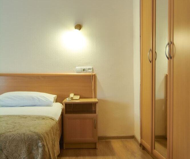 هتل Sanatoriy Rodnik