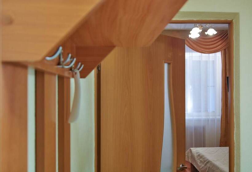 هتل Sanatoriy Rodnik