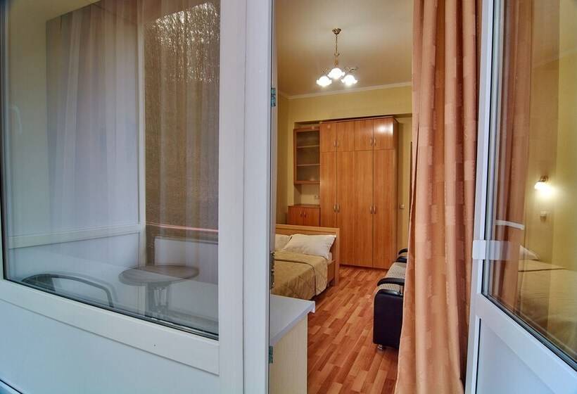 هتل Sanatoriy Rodnik