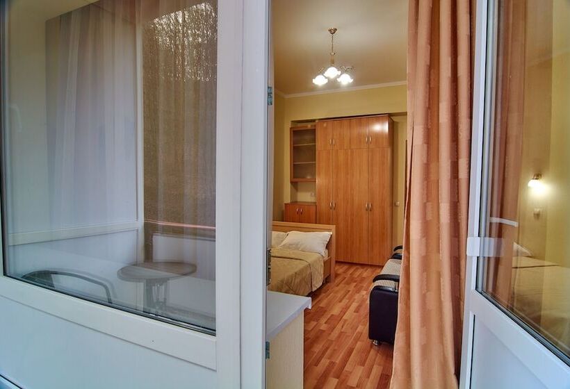 هتل Sanatoriy Rodnik