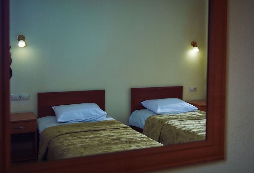 هتل Sanatoriy Rodnik