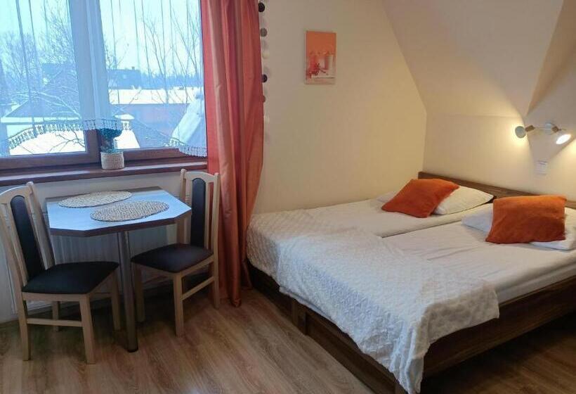 پانسیون Słoneczny Dworek