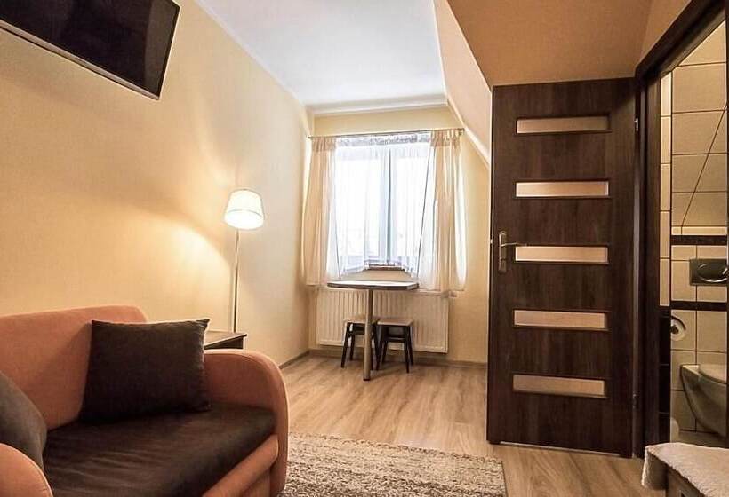 پانسیون Słoneczny Dworek