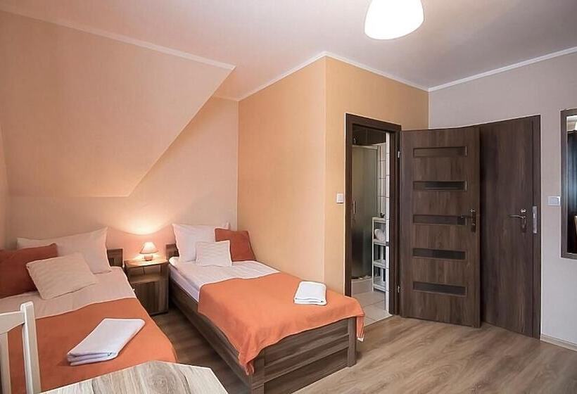 پانسیون Słoneczny Dworek