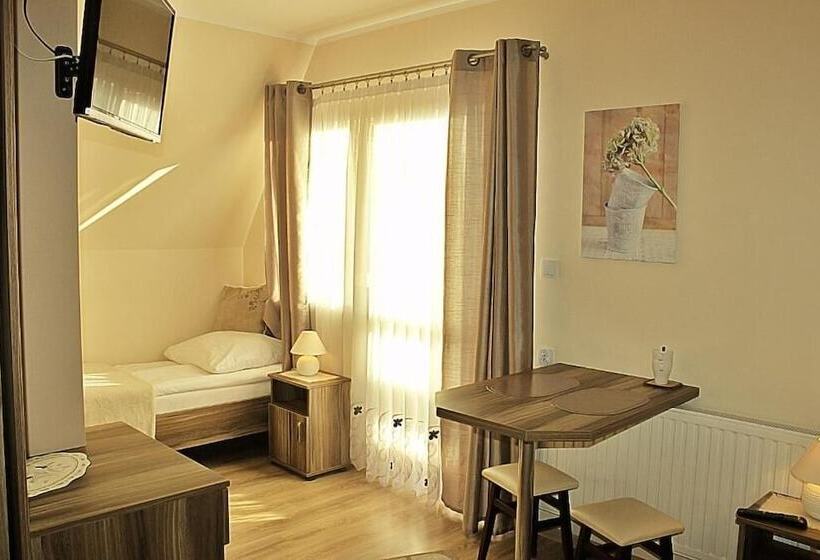 پانسیون Słoneczny Dworek