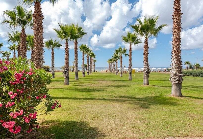 Acacia Resort Parco dei Leoni