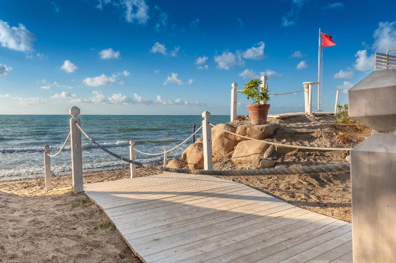 Acacia Resort Parco dei Leoni