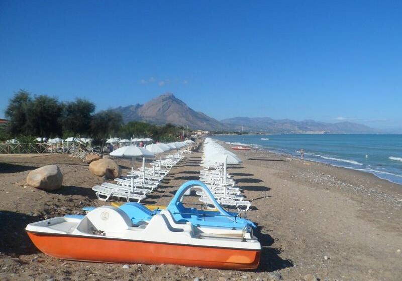 Acacia Resort Parco dei Leoni