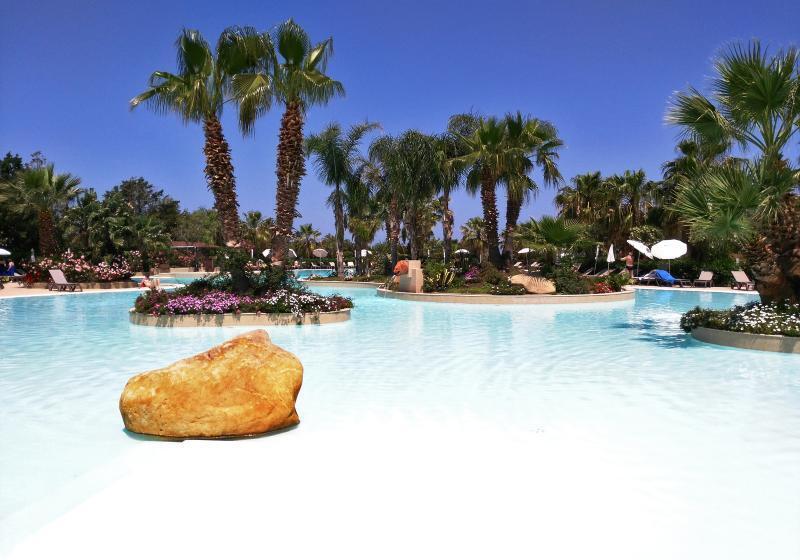 Acacia Resort Parco dei Leoni