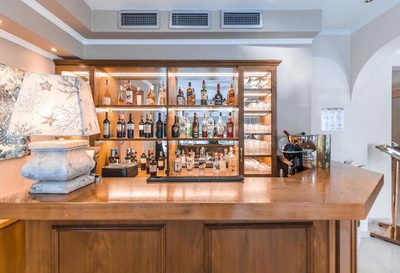 Alkyonis Hotel