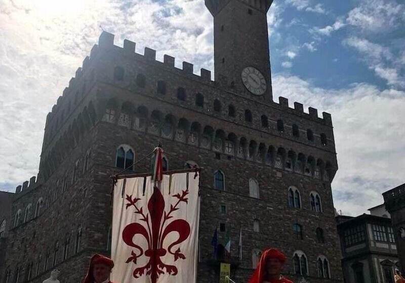 تختخواب و صبحانه Tourist House