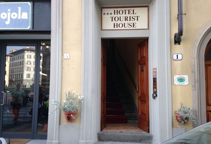 تختخواب و صبحانه Tourist House