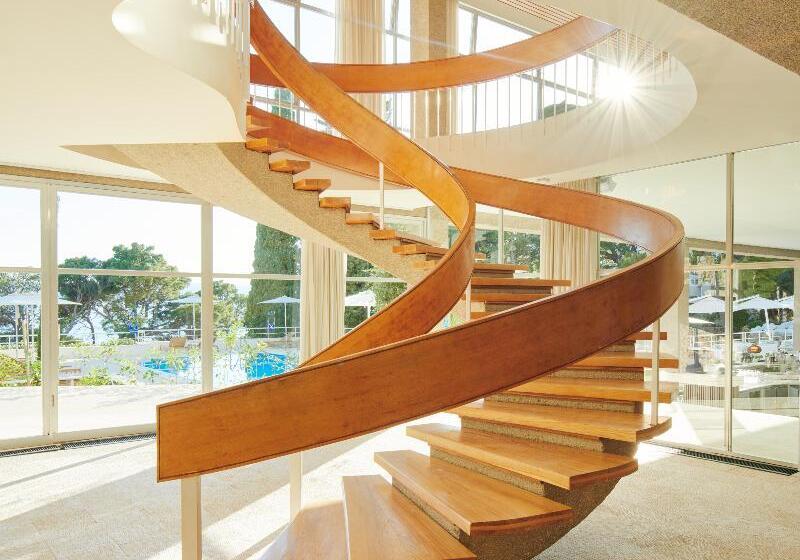 Bluesun Hotel Maestral