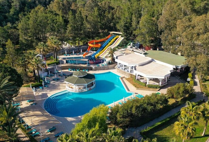 Green Bay Resort & Spa