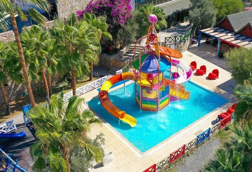 Green Bay Resort & Spa