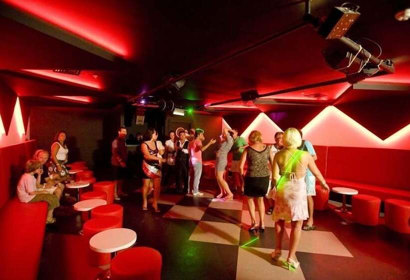 Green Bay Resort & Spa