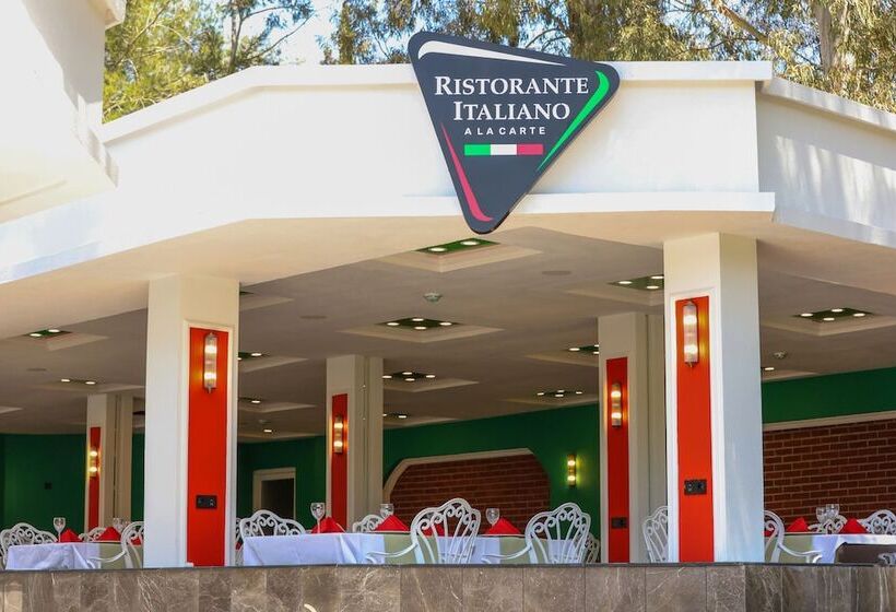 Green Bay Resort & Spa