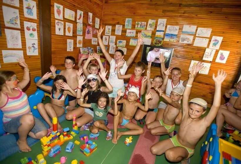 Green Bay Resort & Spa