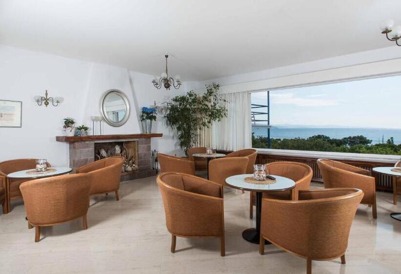 Delfinia Hotel & Bungalows