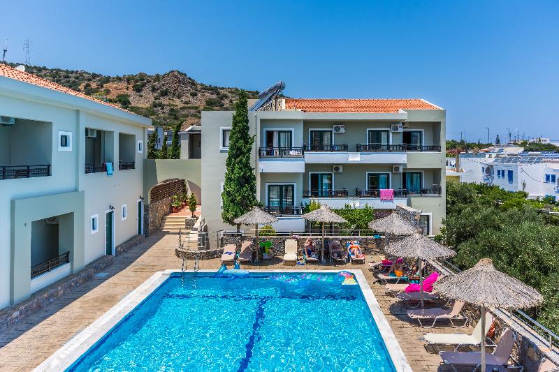 Dias Luxury Studios & Apartments