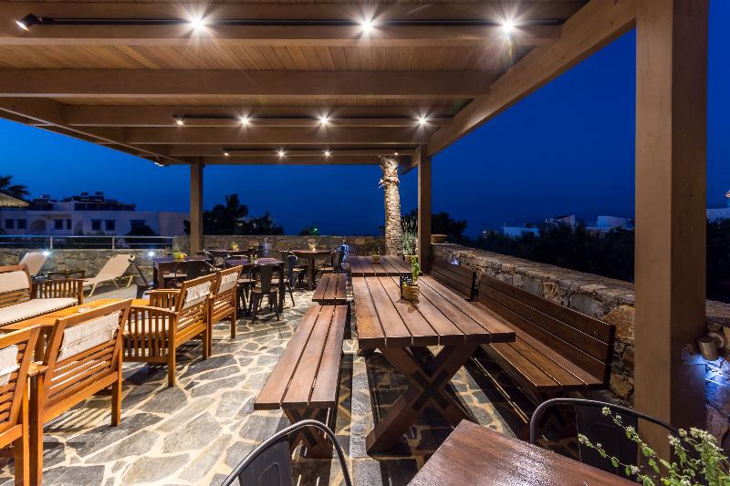 Dias Luxury Studios & Apartments