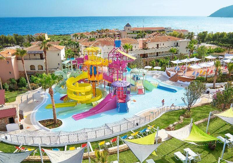 Grecotel Marine Palace & Aqua Park, Lifestyle All In Resort
