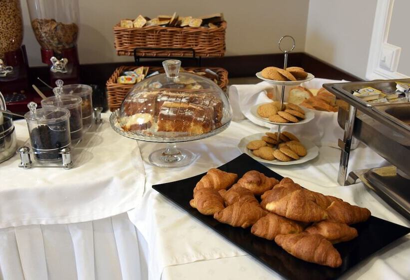 Отель Achillion