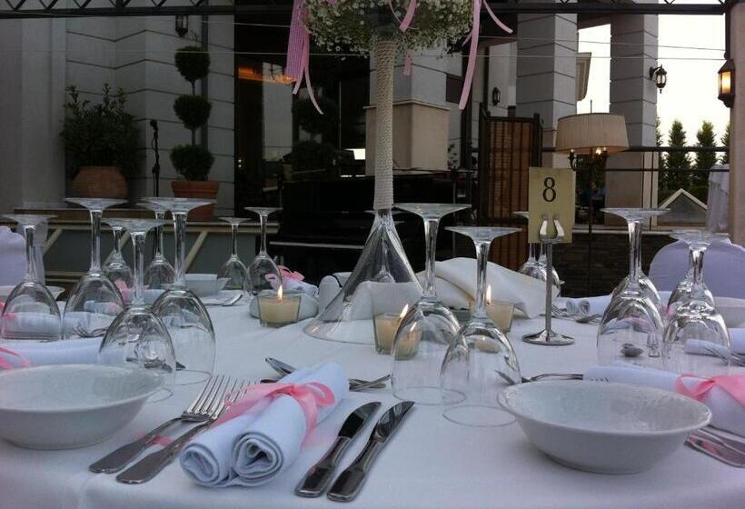 هتل Aeton Melathron