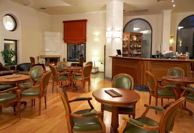 Отель Aeton Melathron