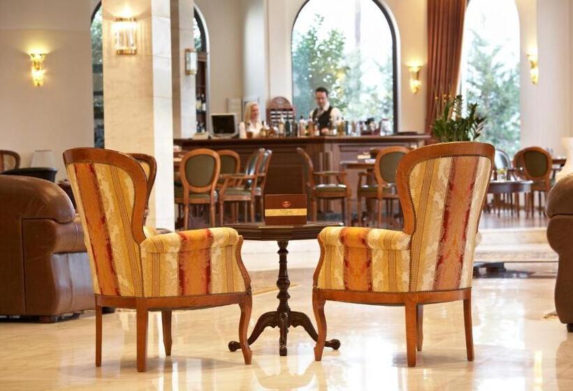 فندق Aeton Melathron