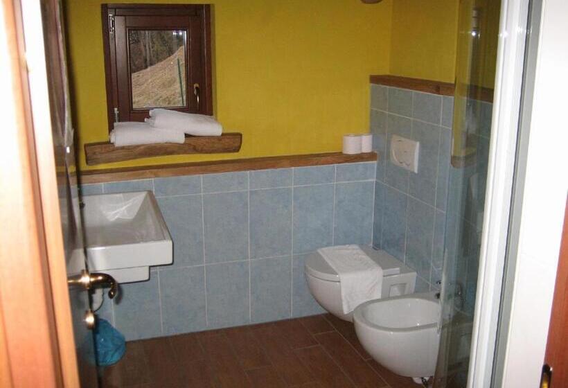 בית מלון כפרי Agriturismo Al Marnich