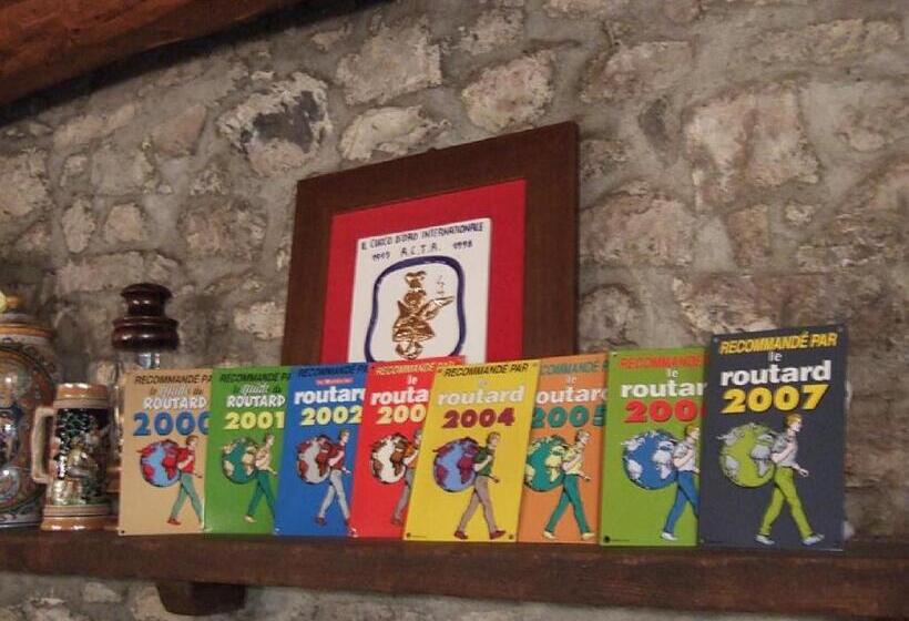 בית מלון כפרי Agriturismo Al Marnich