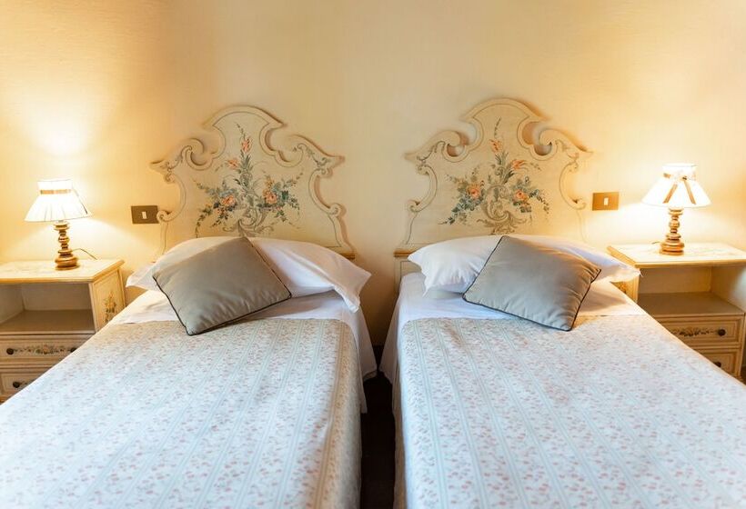 בית מלון כפרי Agriturismo Vecchio Borgo Di Inalbi