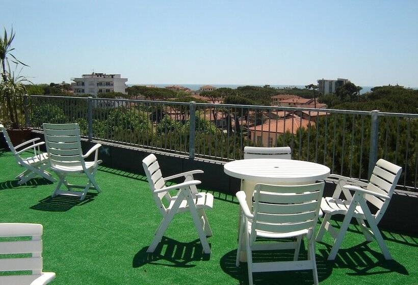 ホテル Mediterraneo