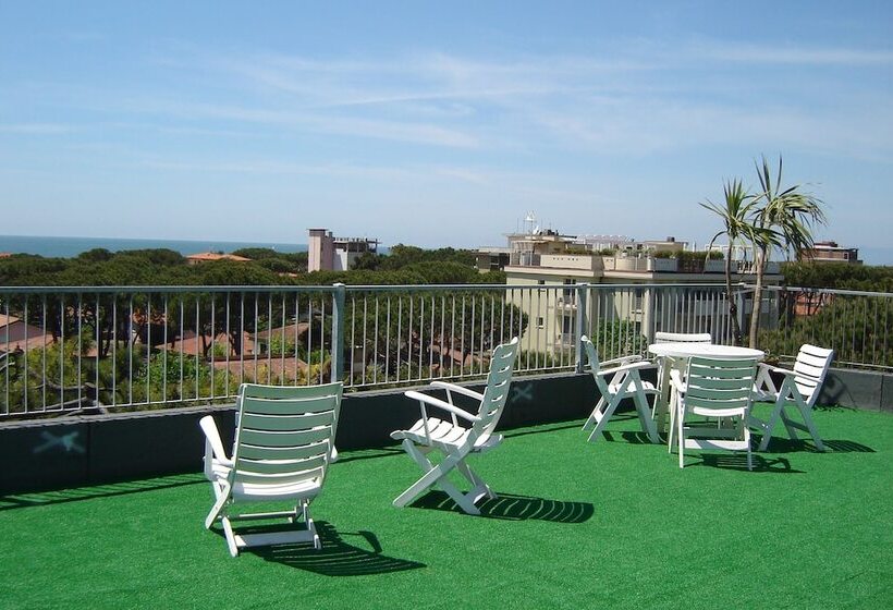 ホテル Mediterraneo