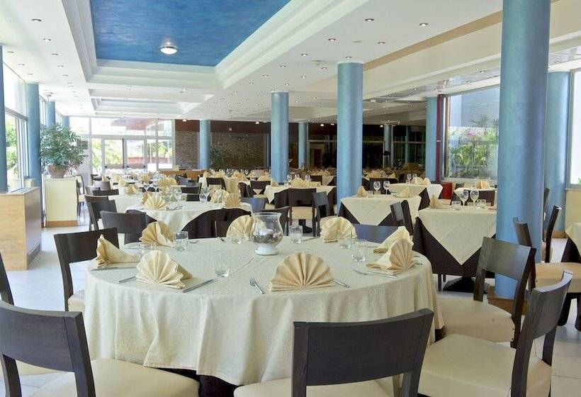 호텔 Albergo Mediterraneo