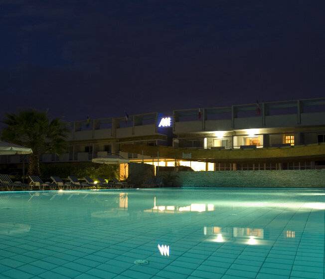 호텔 Albergo Mediterraneo