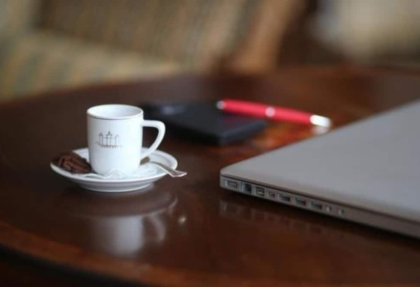 ホテル Alpen Suite