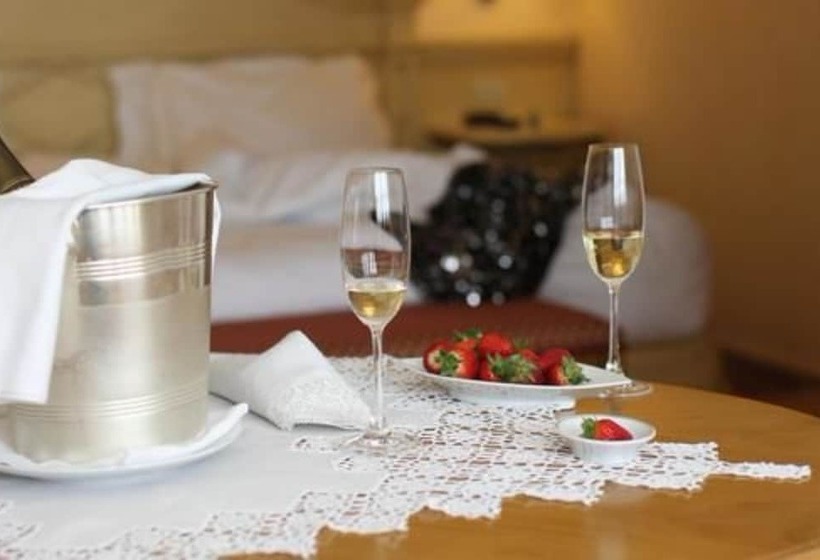 ホテル Alpen Suite