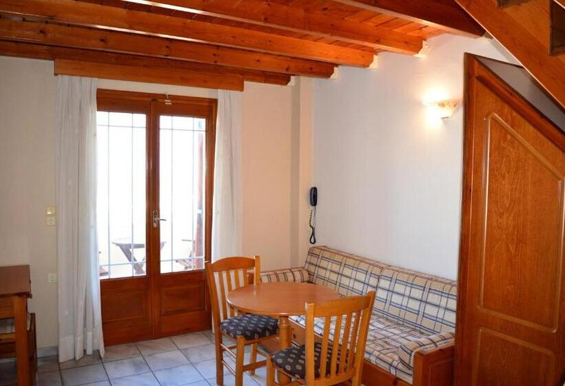 호텔 Anemomilos Suites