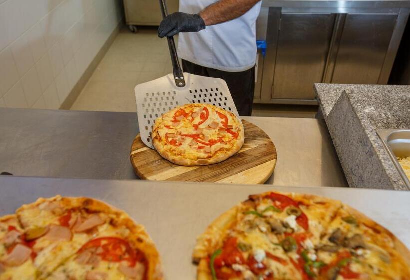 Отель Anissa Beach