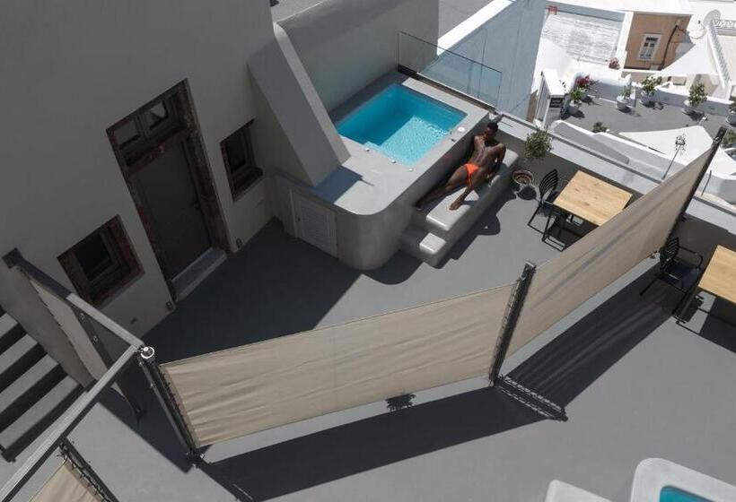 Отель Aria Suites & Villas