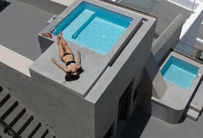 Отель Aria Suites & Villas