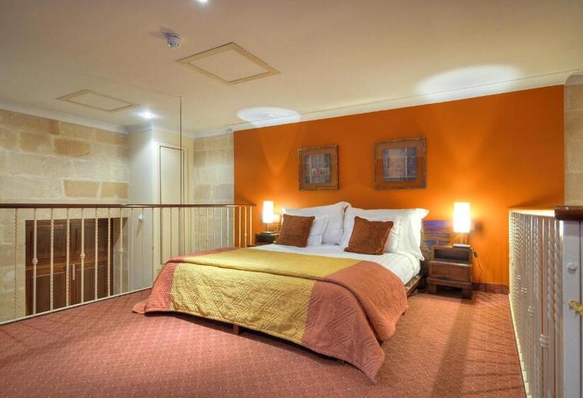 هتل Ax Palazzo Capua