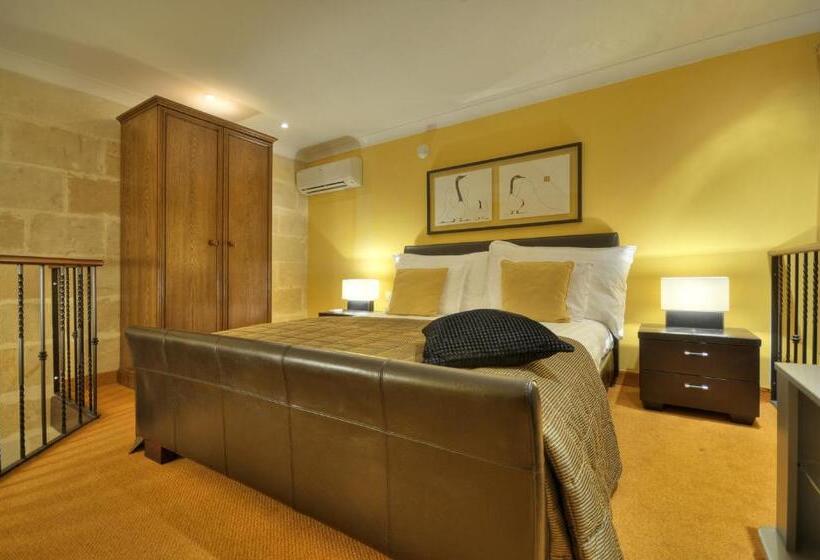 هتل Ax Palazzo Capua