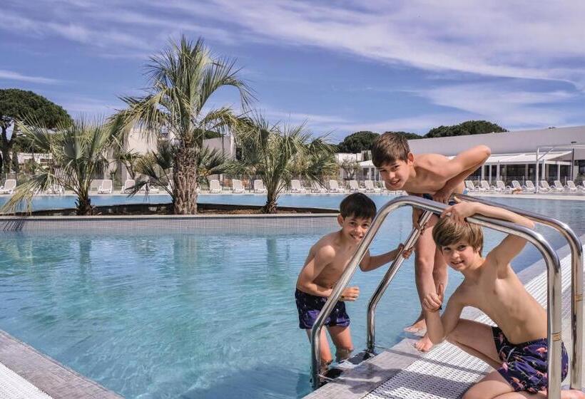 בית מלון כפרי Belambra Clubs Port Camargue   Les Salins