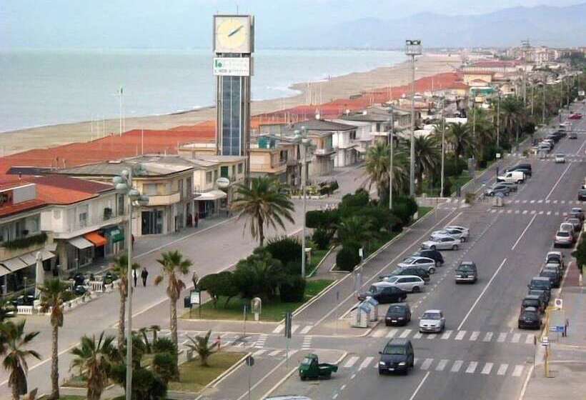 فندق Bella Riviera Lungomare