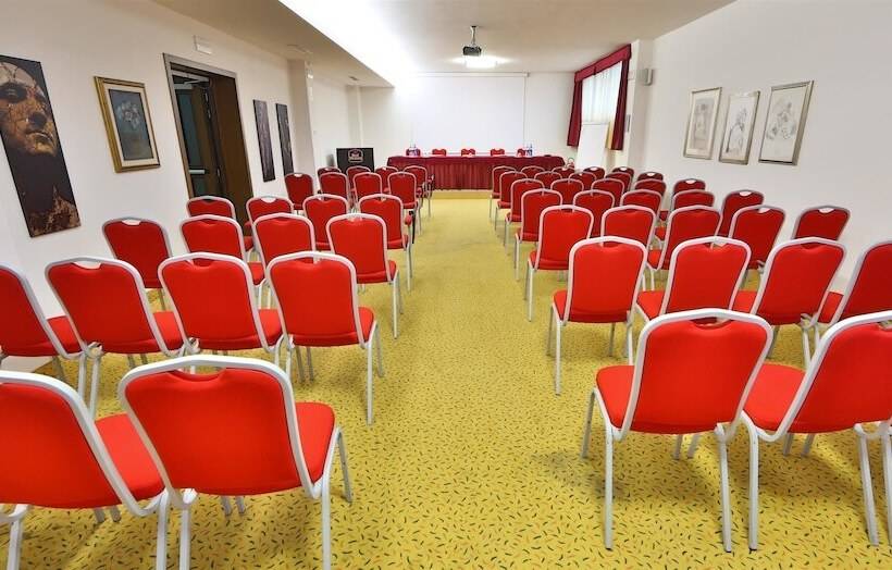 Отель Best Western Cesena