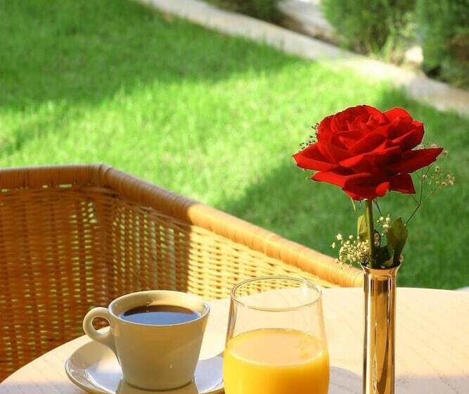 Blue Sea Hotel Alimos